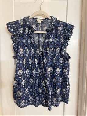Sundance Navy and White Printed Ruffle Sleeve Blouse
